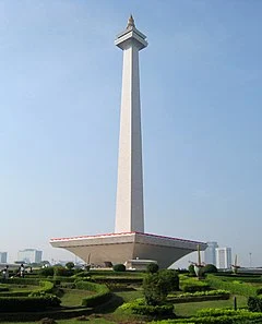 Monumen Nasional, Monumen Kehidupan Jakarta