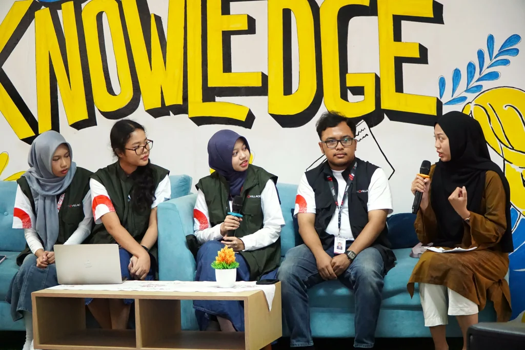 Diskusi Tim InnoVate Diskusi Tim InnoVate