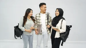 Diskusi Mahasiswa Tentang Brain Drain Diskusi Mahasiswa Tentang Brain Drain