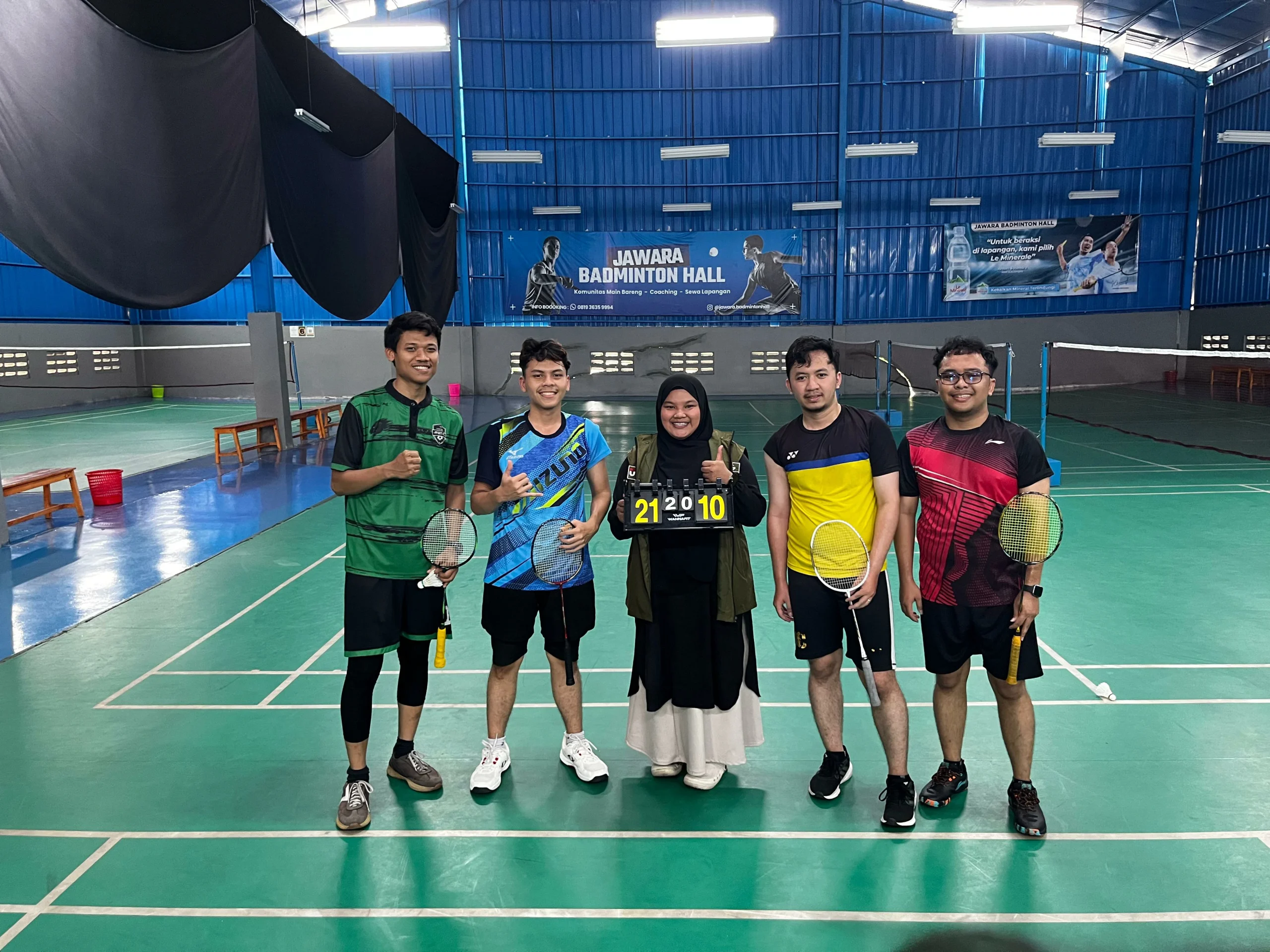 Badminton