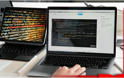 Perbedaan IT vs Informatika Pilih Mana yang Cocok