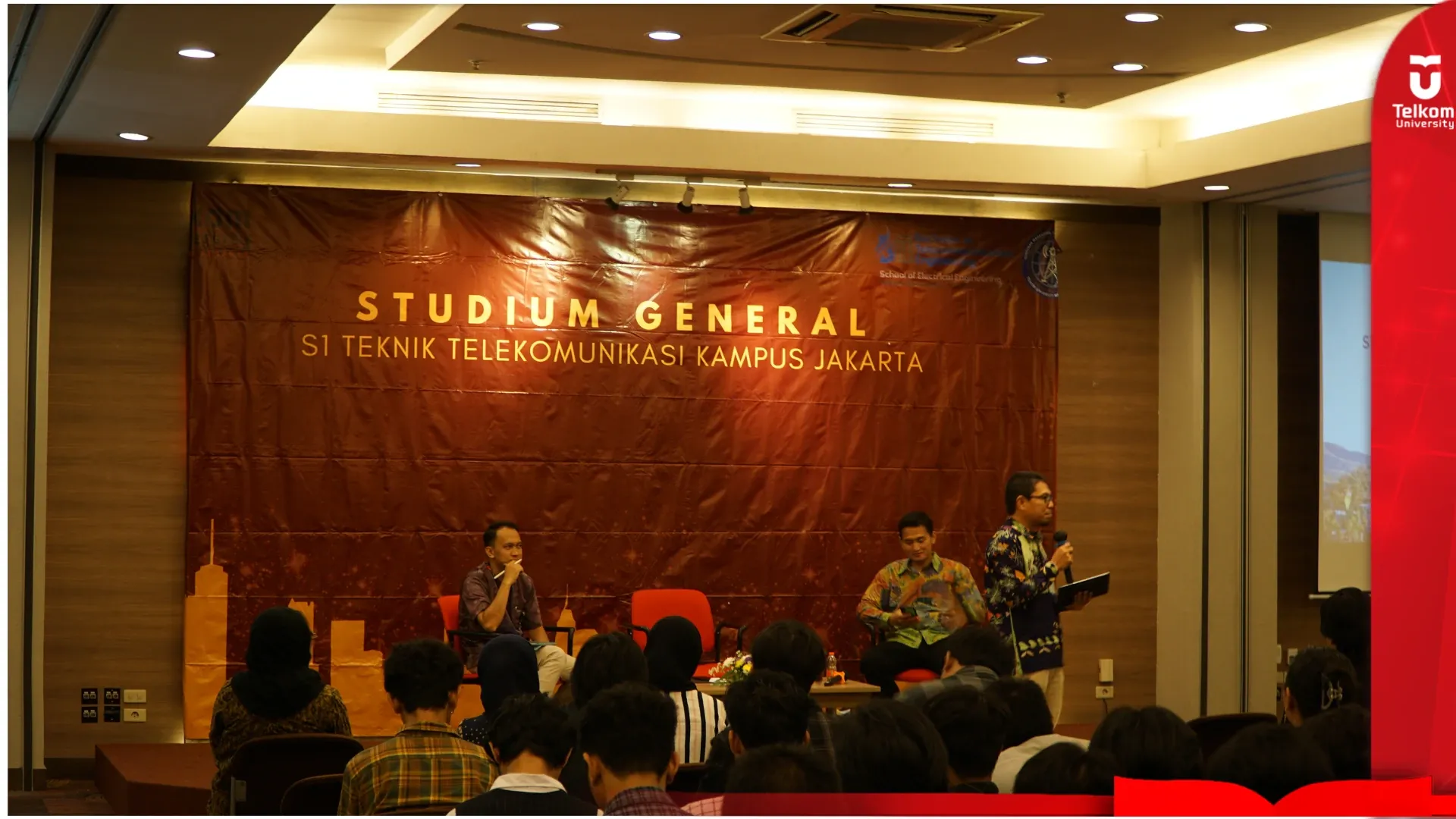 Studium Generale: Getting to Know More About Smart City and IoT